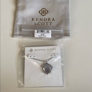 NWT Kendra Scott kacey slate cats eye necklace